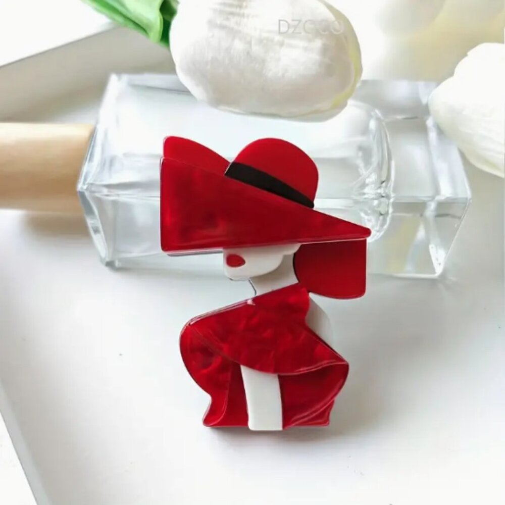 🍏50% OFF/3+...Elegant Lady in Wide Brim Hat Brooch
